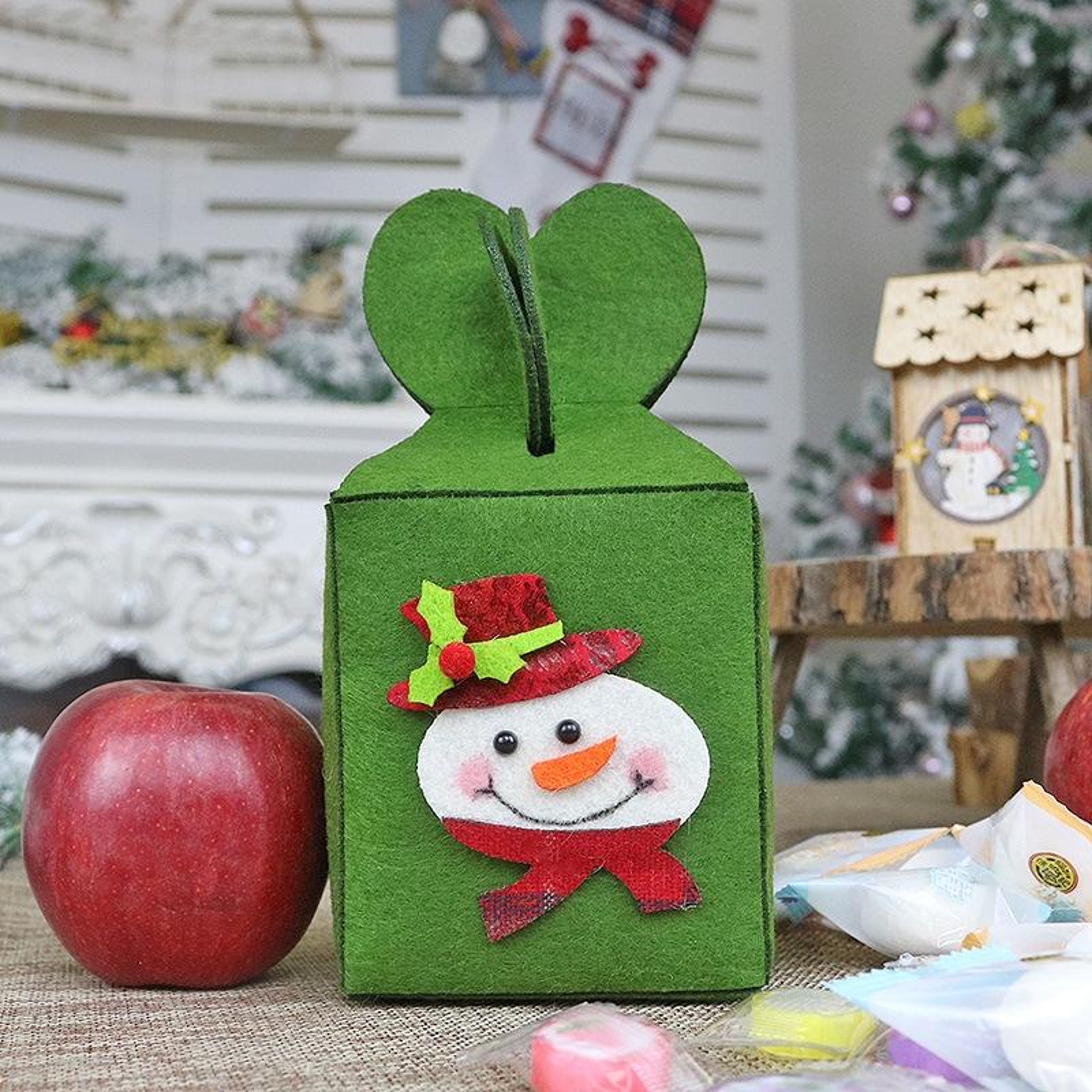 Festive Foldable Christmas Gift Bag For Apples Candy And Holiday Treats 8