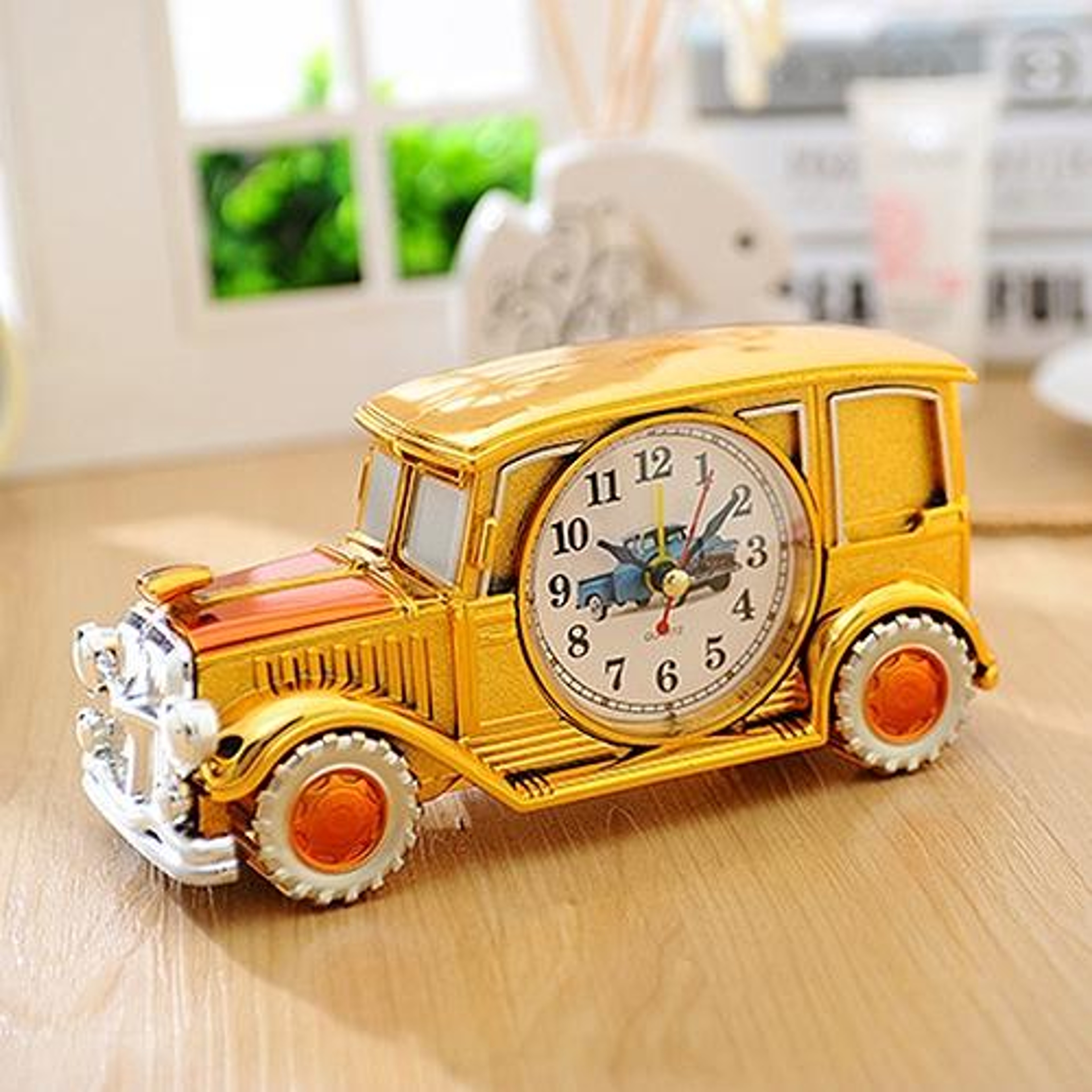 Vintage Car Alarm Clock Retro Analog Desk Clock For Car Lovers 0