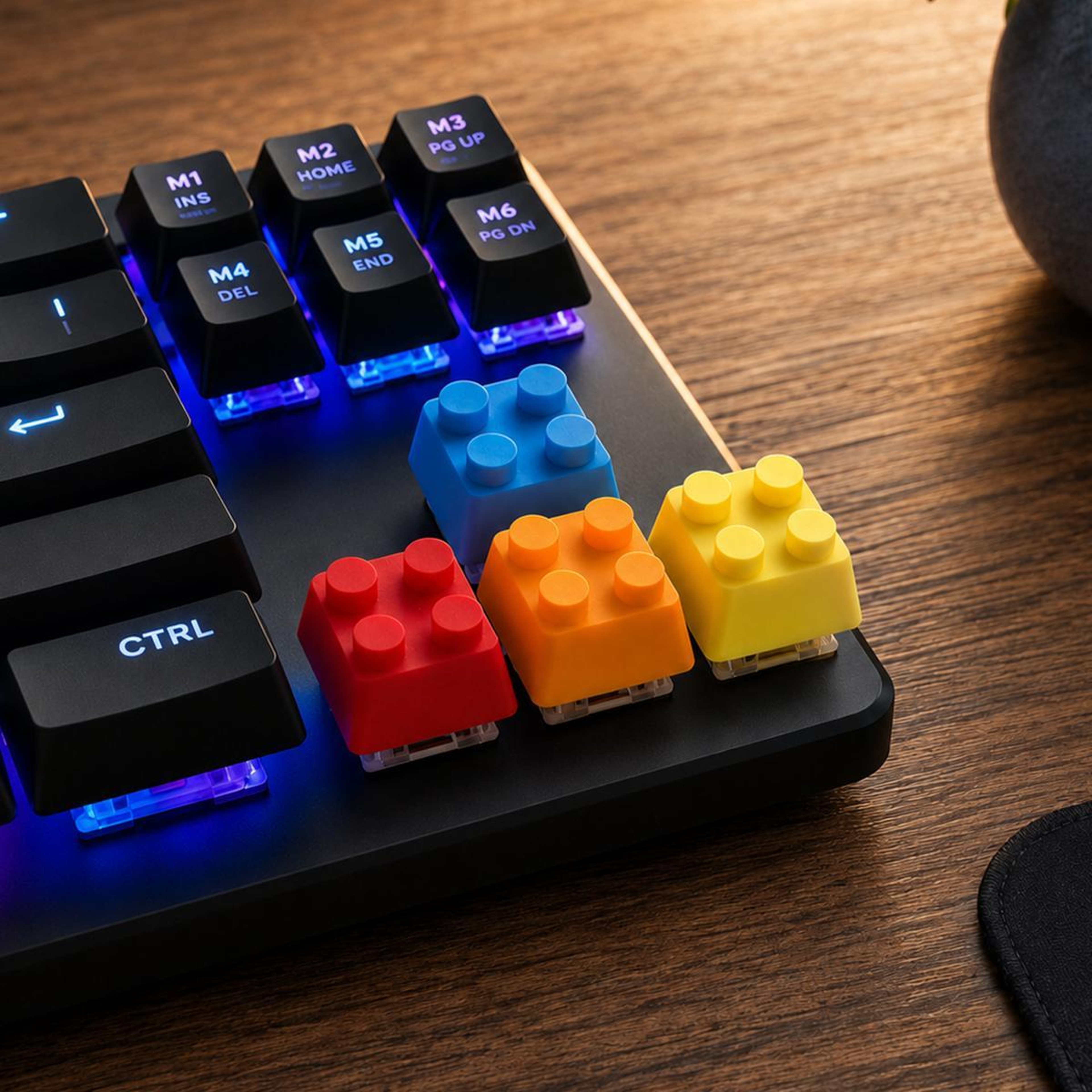 4-Key 3D Building Block Mechanical Keyboard Keycaps Cross Stem Custom Set – view 1