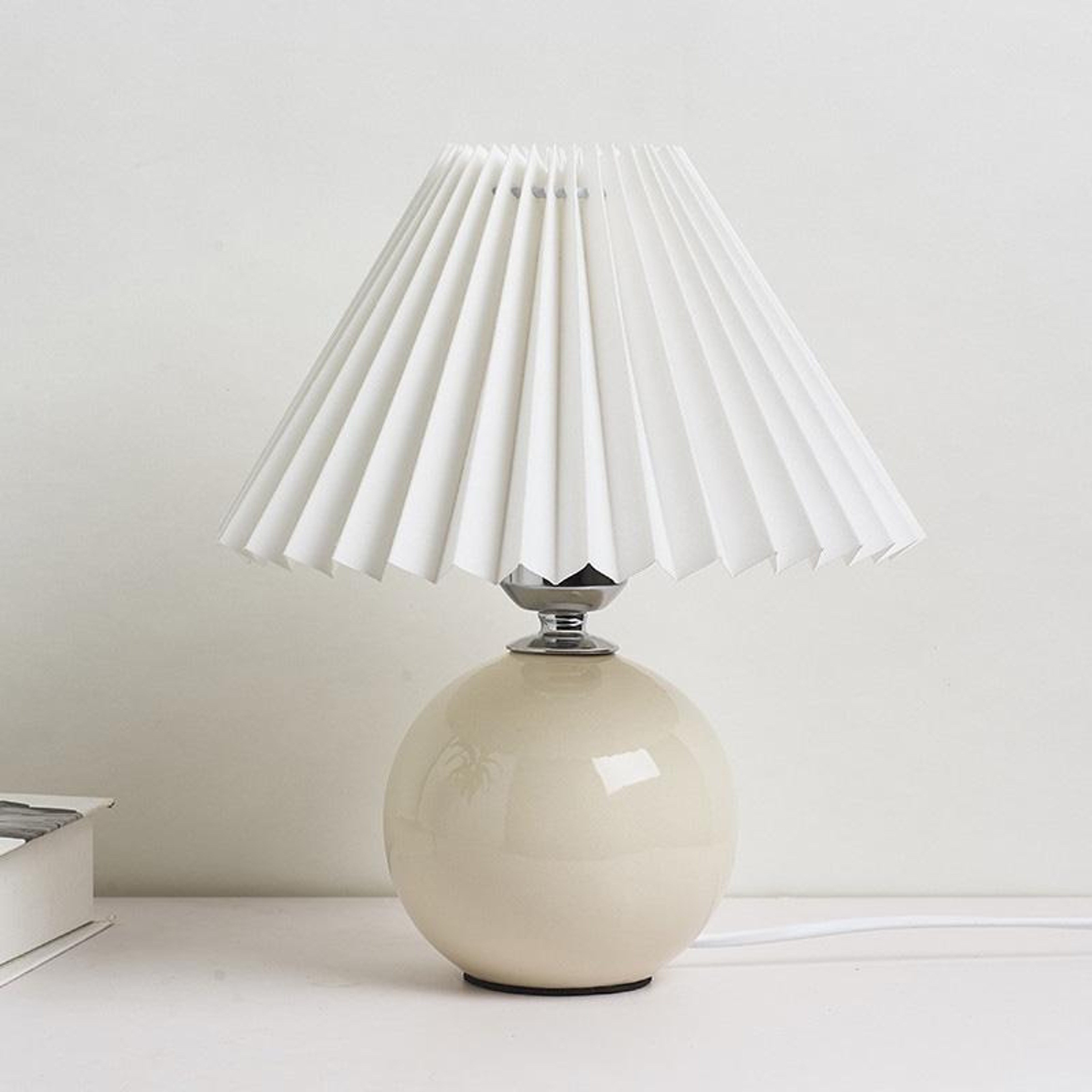 Modern Ceramic Table Lamp With Pleated Shade For Cozy Bedside Lighting 1