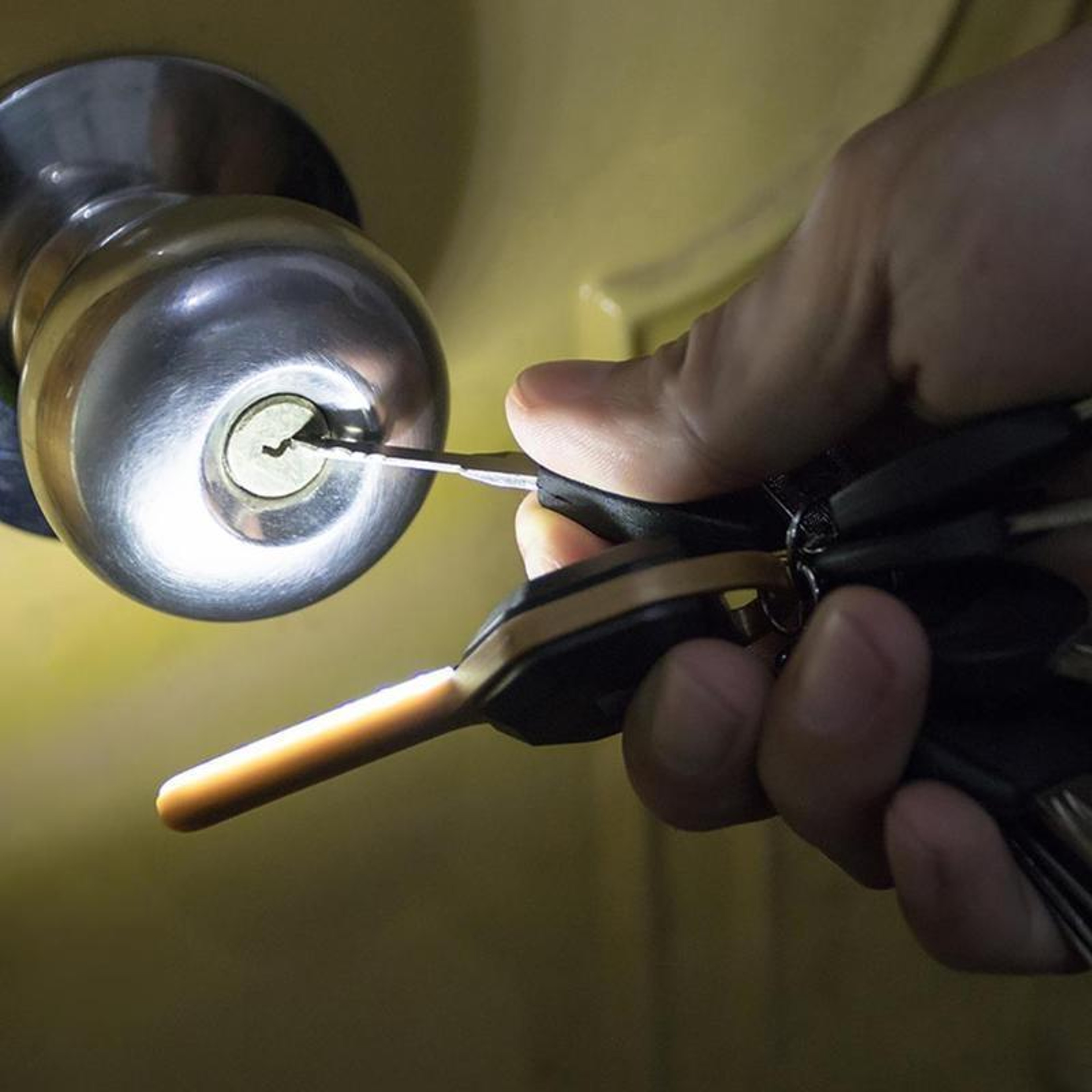 2 PCS Mini Keychain Flashlight 750LM Portable LED Pocket Torch For Everyday And Outdoor Use 2