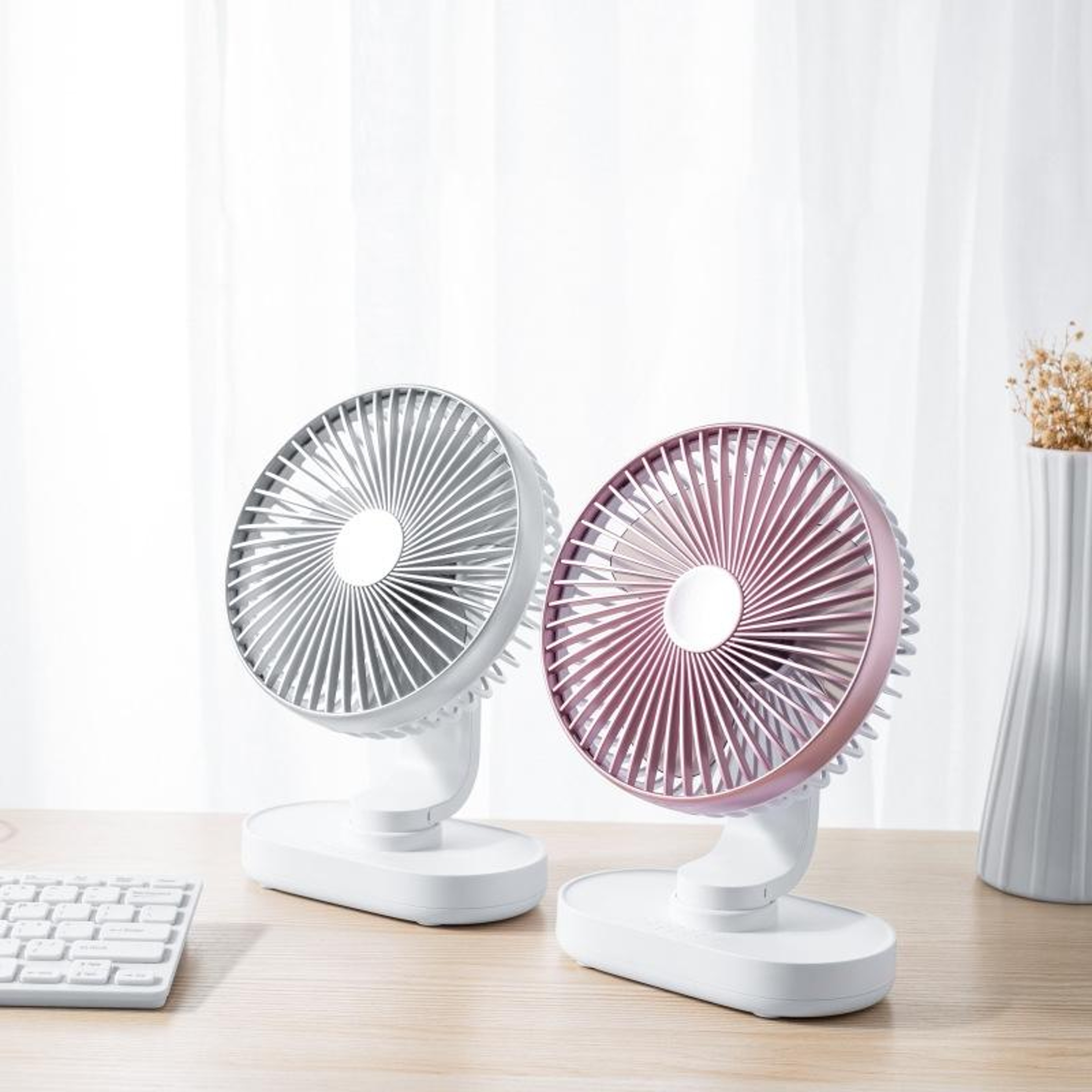 Desktop Automatic Fan Mute Portable Home Office Dormitory USB Fan 1