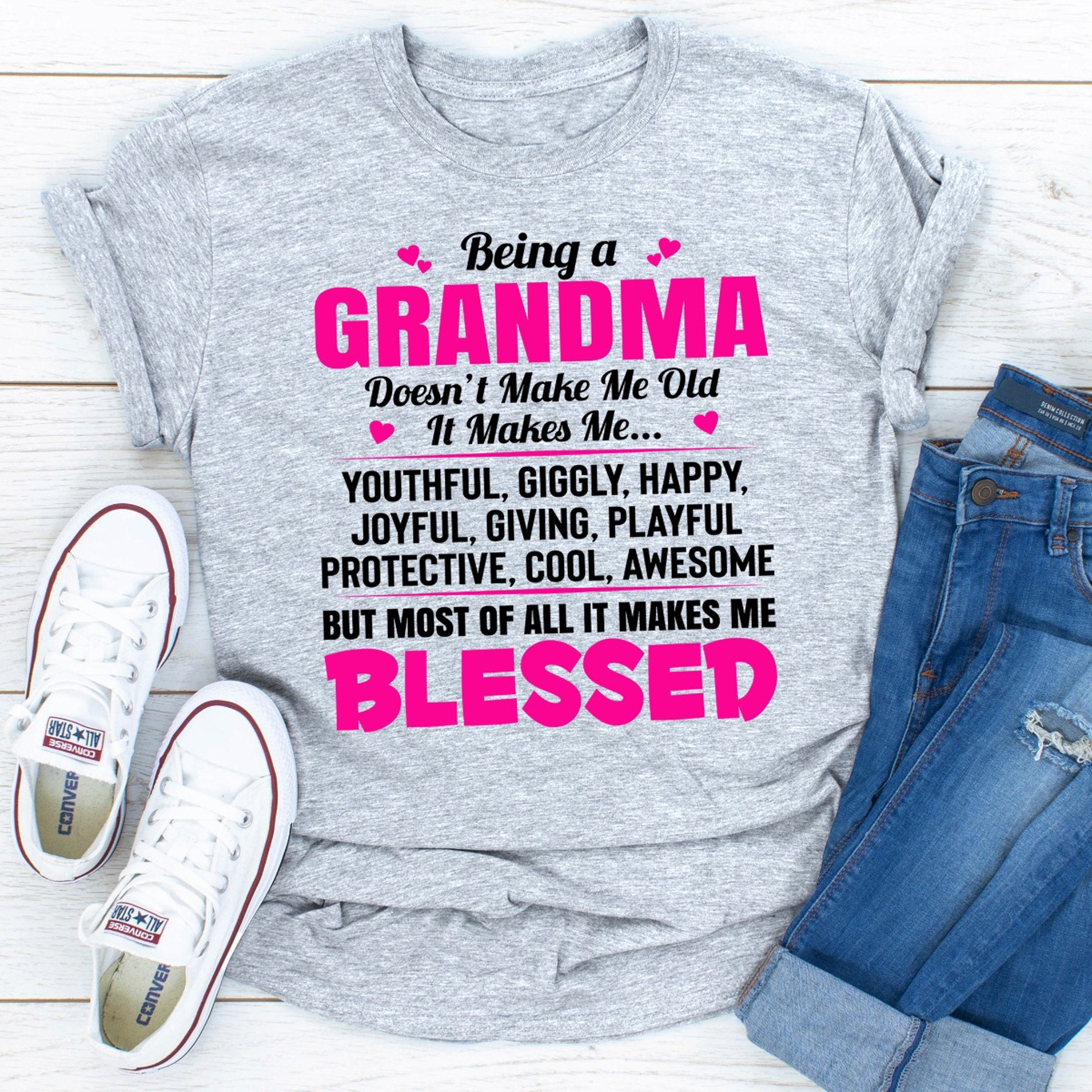 Being A Grandma Doesn't Make Me Old It Makes Me... – view 33