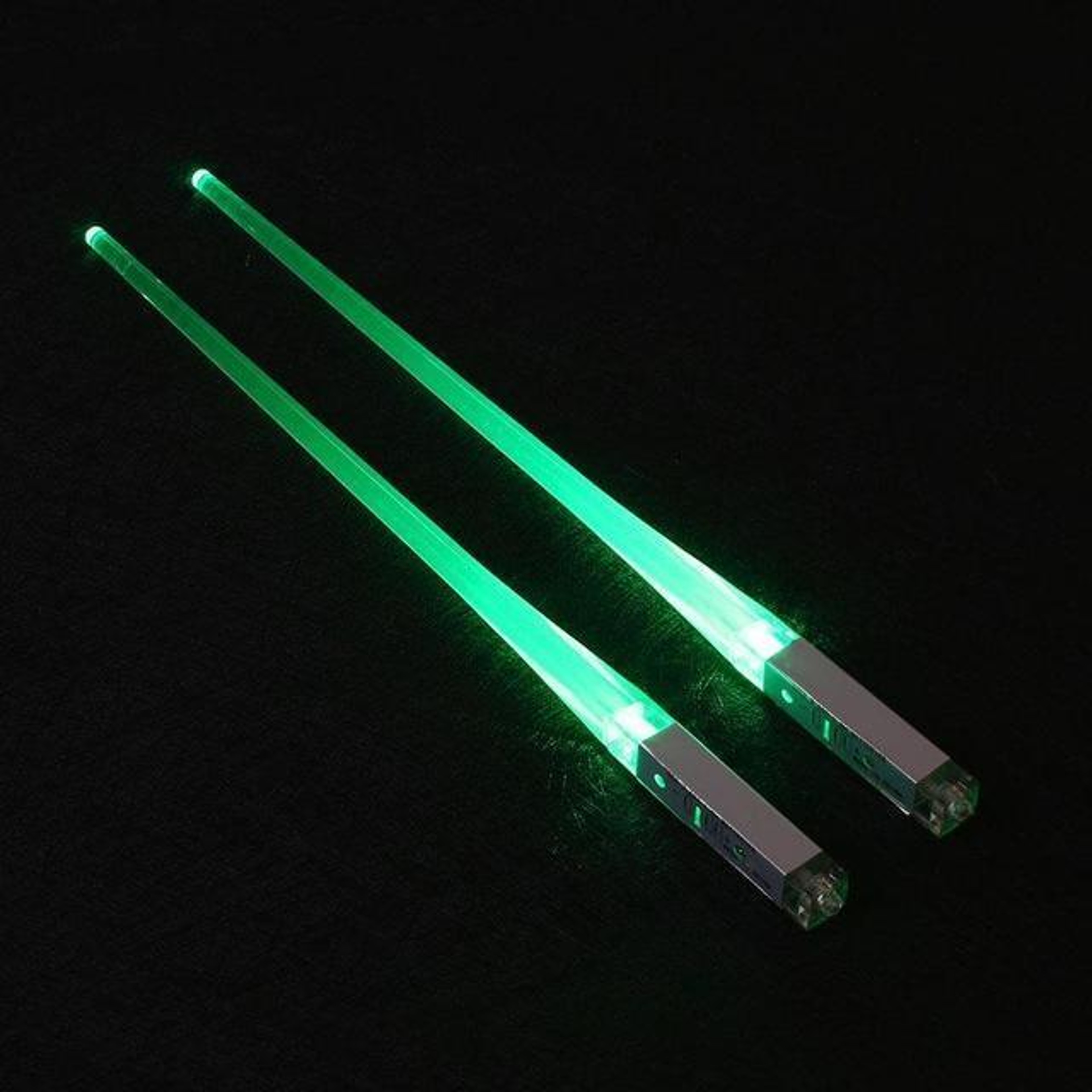 Rechargeable glowing chopsticks for home use