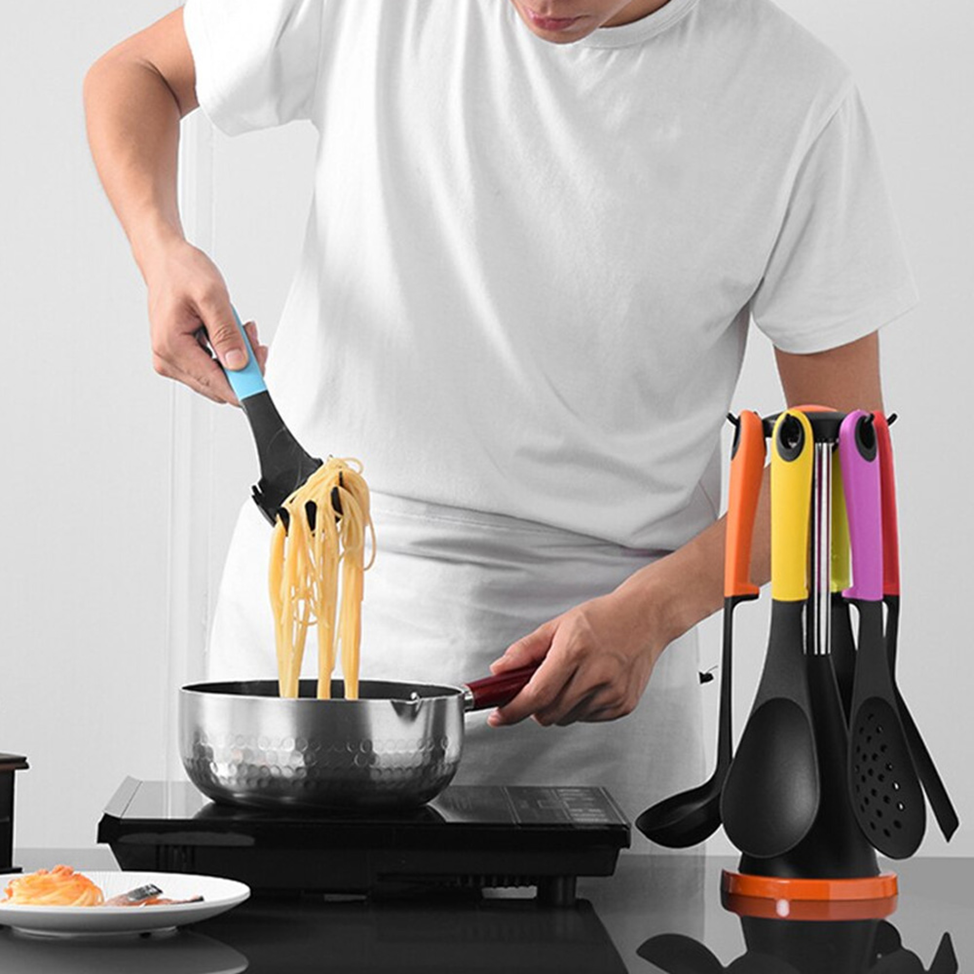 kitchen utensil carousel
