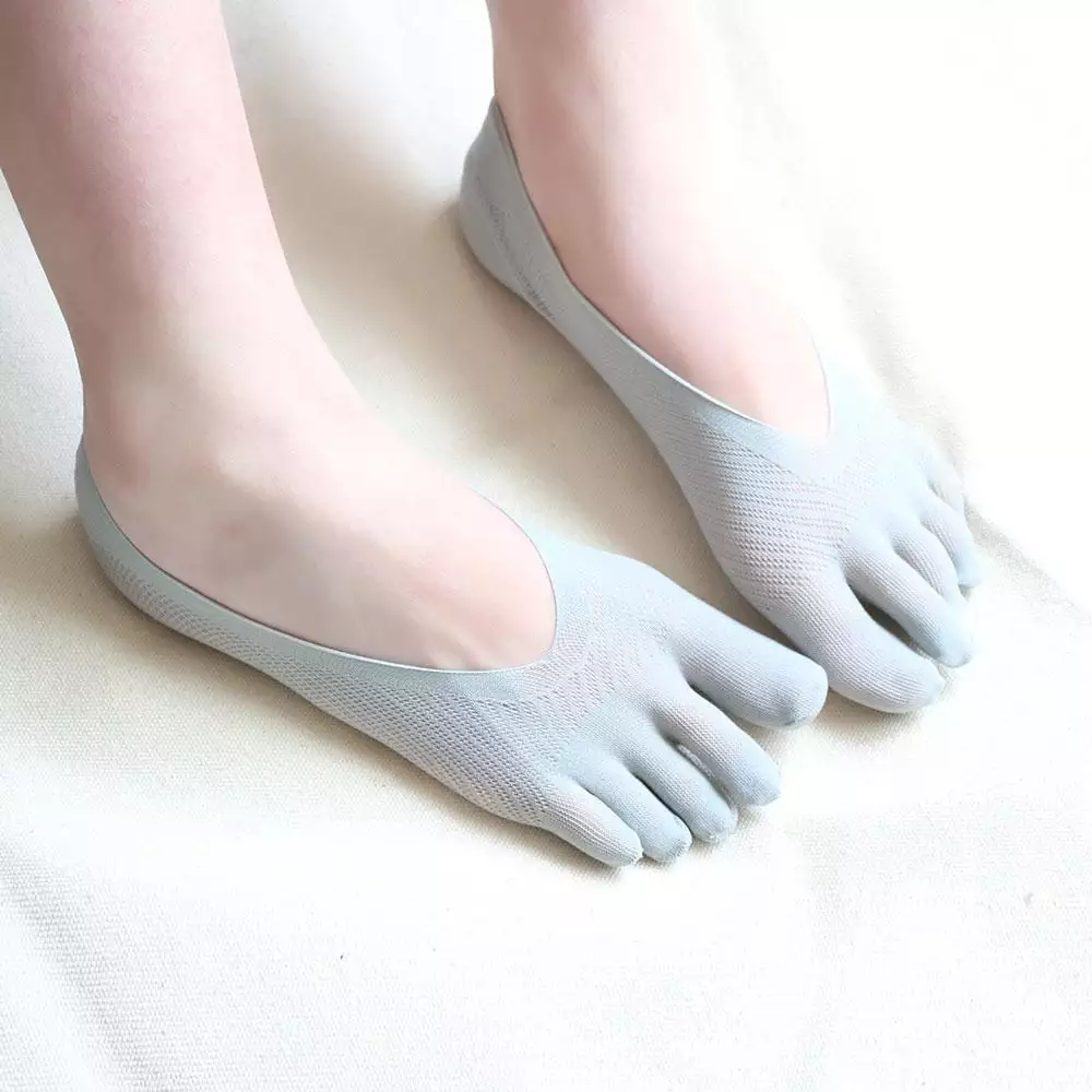 Highperformance toe socks
