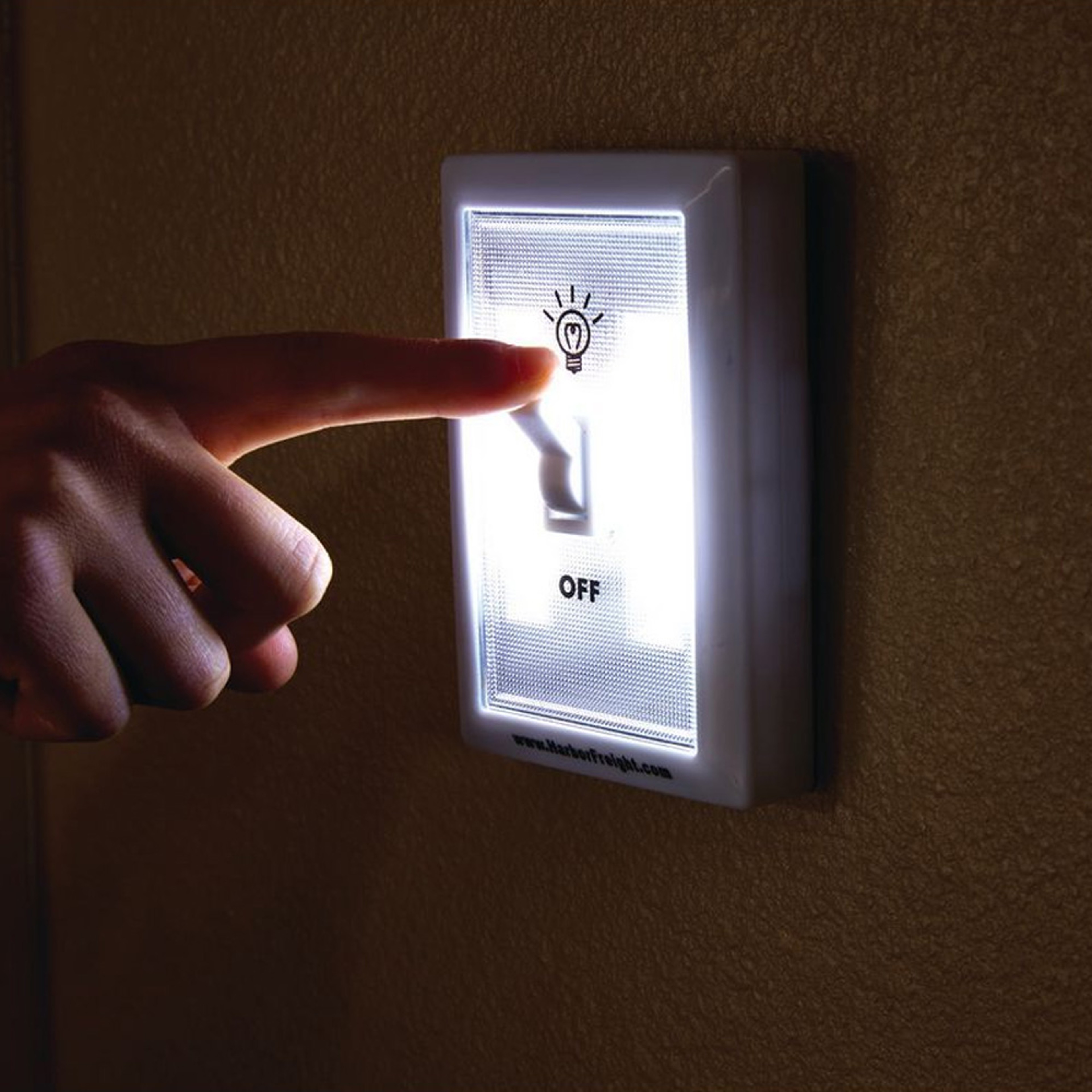 Super Bright Wireless Night LED Light 3