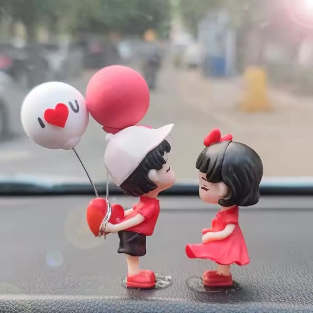 Loving Drive Couple Car Dashboard Figurine  Cute Cartoon Kiss Ornament For Couples  Car Interior De 0