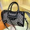 Vintage Printed Shoulder Bag With Large Capacity And Adjustable Strap 0